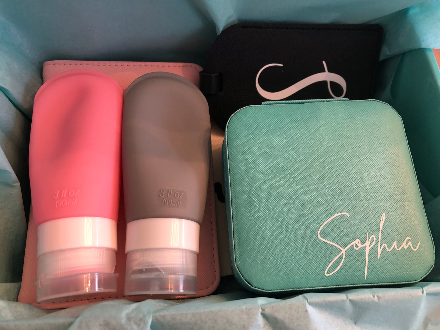 Solo Travel Box: Essentials